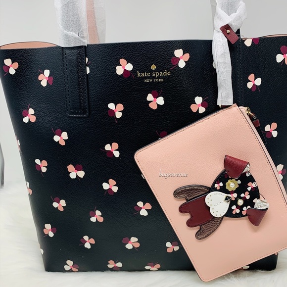kate spade Handbags - Black multi reversible pup floral Kate spade tote